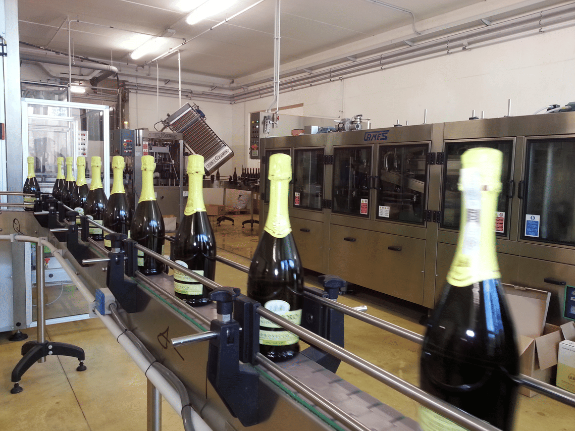 Prosecco Tasting in Countryside Winery 7