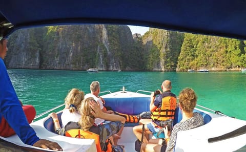 Krabi: Phi Phi Sunrise & 4 Islands by Speedboat with Lunch