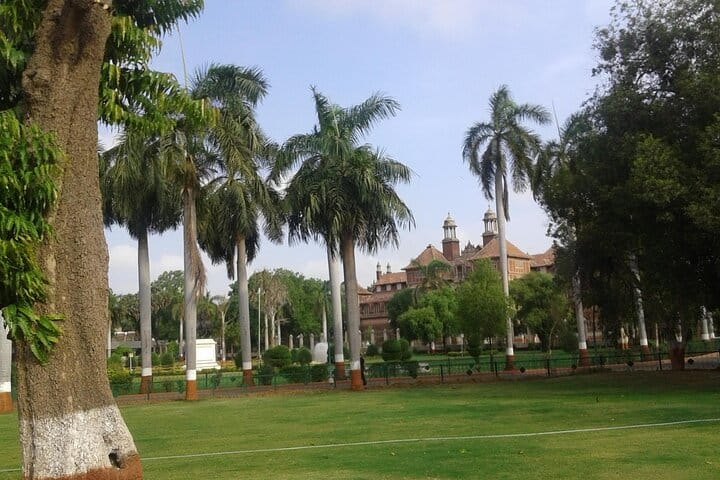 Ahmedabad to Unity Heights: Heritage and Nature Expedition