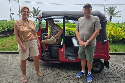 Explore Colombo Heritage and Cultural Temples Tour by Tuk Tuk