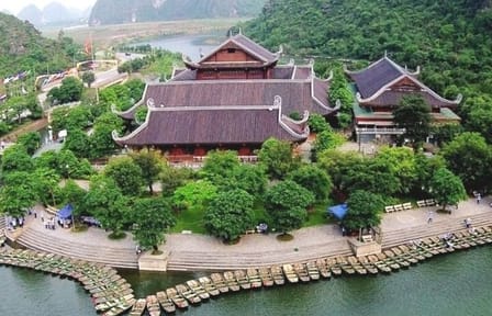 Hoa Lu and Trang An Day Tour from Hanoi with Lunch