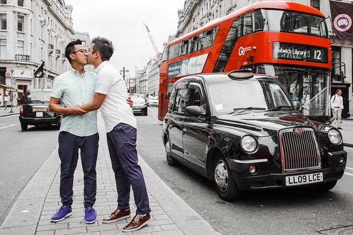 Propose Photoshoot in London Insta: photowalk_in_london Web: skylensstudio . com