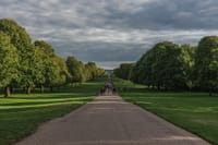 Windsor, Stonehenge & Salisbury Cathedral Private Tour with Pass 10