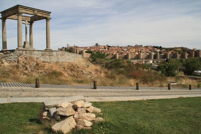 TOP Ávila : Private guided tour with your mobile photo 4