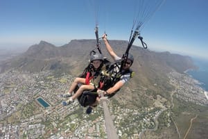 Cape Town 3-Day Attraction Tours: Paragliding, Cape Peninsula & Wine Tasting