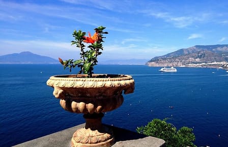 Cultural Walking Tour of Historic Sorrento, Italy