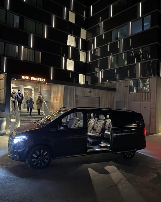 VIP City Tour of Nuuk – 1 Hour in a Mercedes EQV