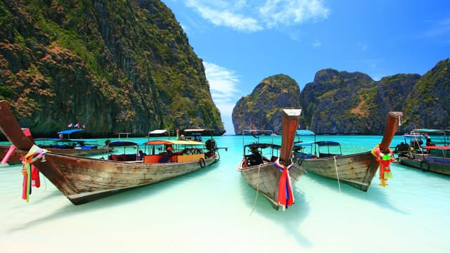 Phi Phi Island Deluxe Plus 4 Islands
