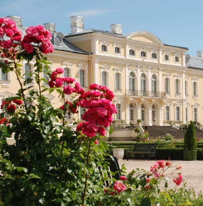 From Riga: Rundāle Palace, Bauska Castle & Ķemeri Bog Walk 4