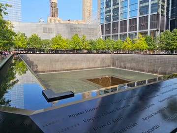 9/11 Memorial Museum and Statue of Liberty Cruise in NYC