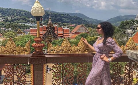 Phuket Instagram Tour: Capture Iconic Sights and Culture