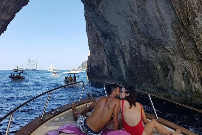 02) Capri Select Tour by Boat from Sorrento 5