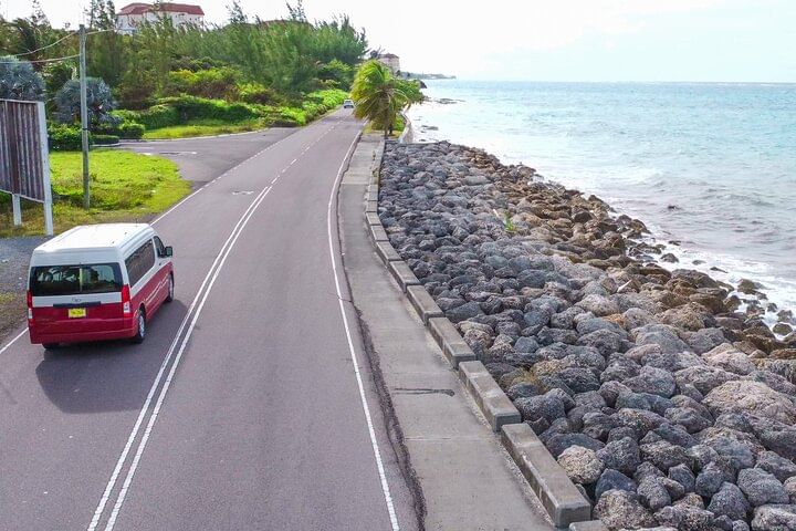 Island Tour to National Art Gallery, Beach and Bahamar Resort