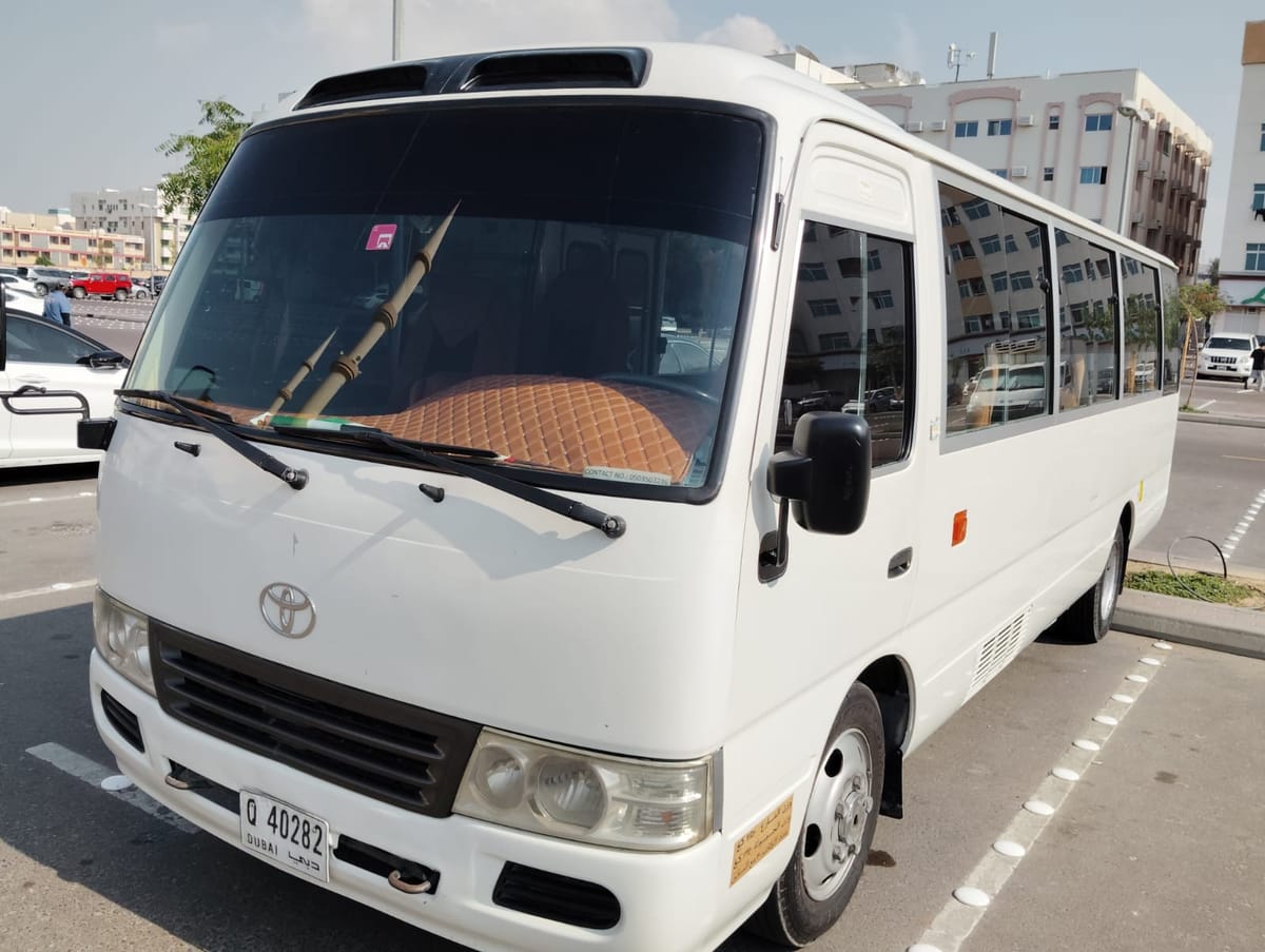 Dubai : Seamless Dubai Airport Transfers: Your Gateway to a Stress-Free Stay!