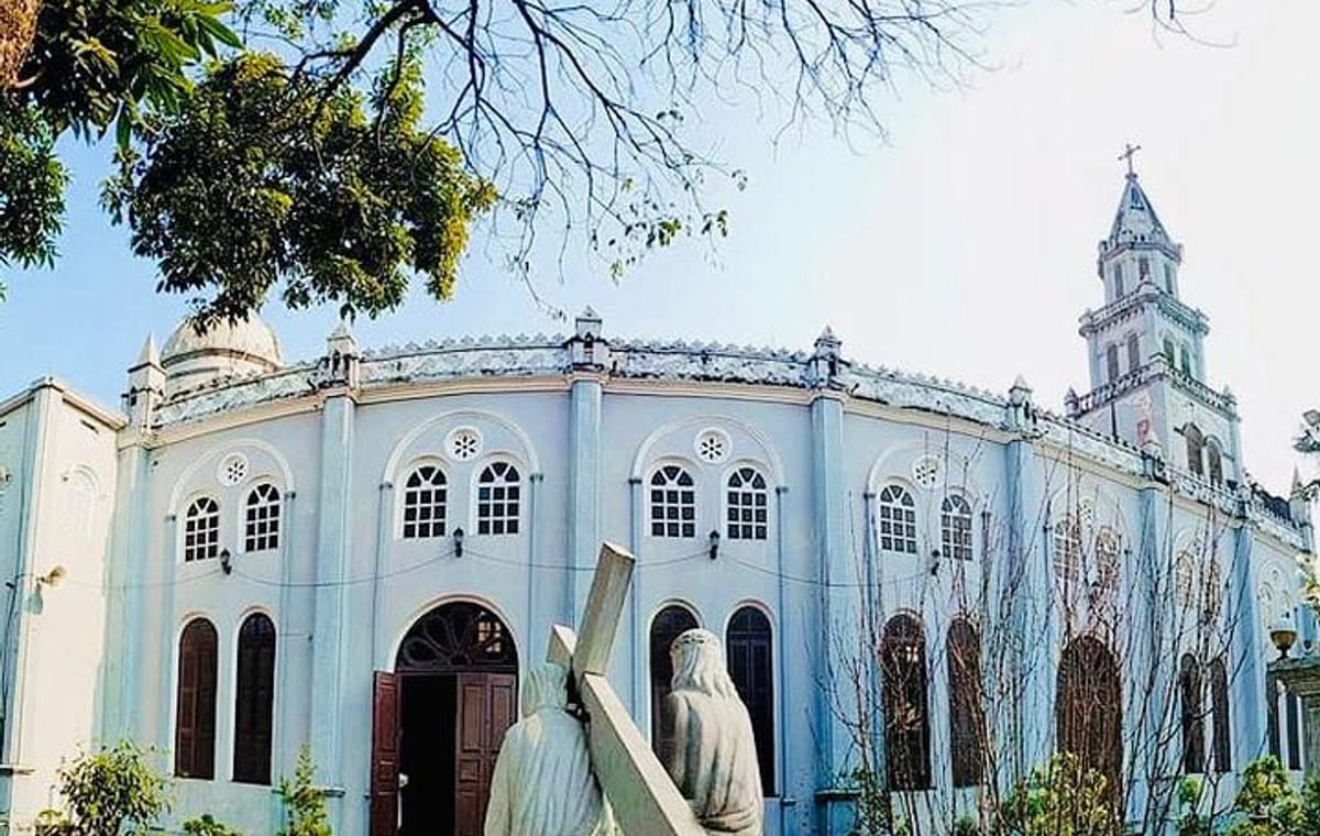 Half-day Vibrant Ha Long Heritage Tour