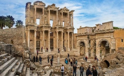Ephesus Mini Group Tour with Skip-the-Line Access from Kuşadası