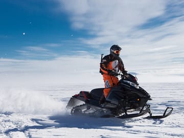 Private Golden Circle Tour with Snowmobiling from Reykjavik