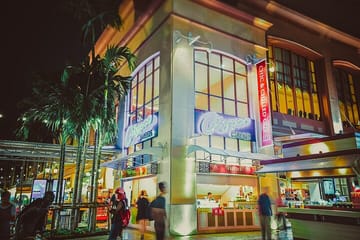 Bangkok: Calypso Cabaret & Sunset Dinner Cruise optional Transfer