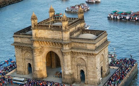 Cultural Tour of Agra and Hyderabad's Historic Monuments