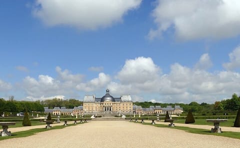 Private Day Trip to Vaux-le-Vicomte from Paris