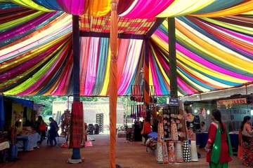 Private Street Shopping Tour in Chandni Chowk, New Delhi