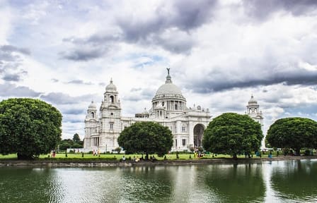 Bodh Gaya and Varanasi Pilgrimage Tour from Kolkata