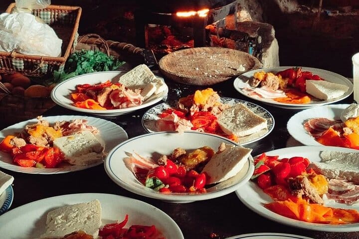 TASTING OF LOCAL PRODUCTS