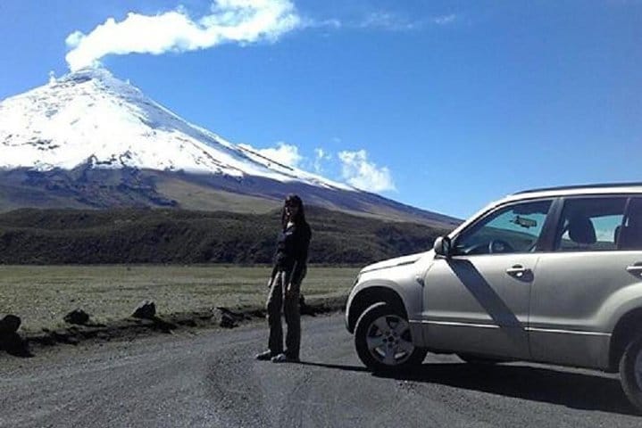 Private Tour Cotopaxi National Park, hike to 4800 meters