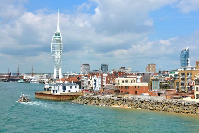 Private transfers to/from Portsmouth International Port and Central London photo 2