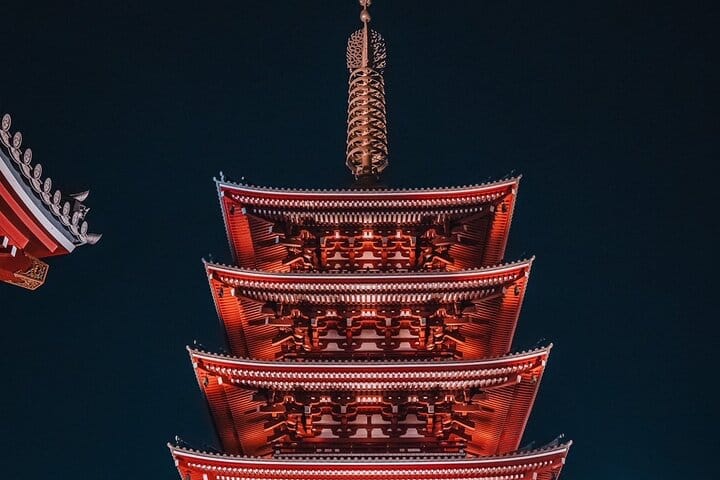 Asakusa Night Evening Walking Tour with English-Speaking Guide 4