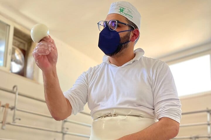 Family-Run Farm Near Ostuni: Mozzarella Experience with Tasting 2
