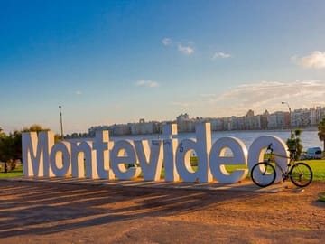 Two-Day Tour of Colonia and Montevideo from Buenos Aires