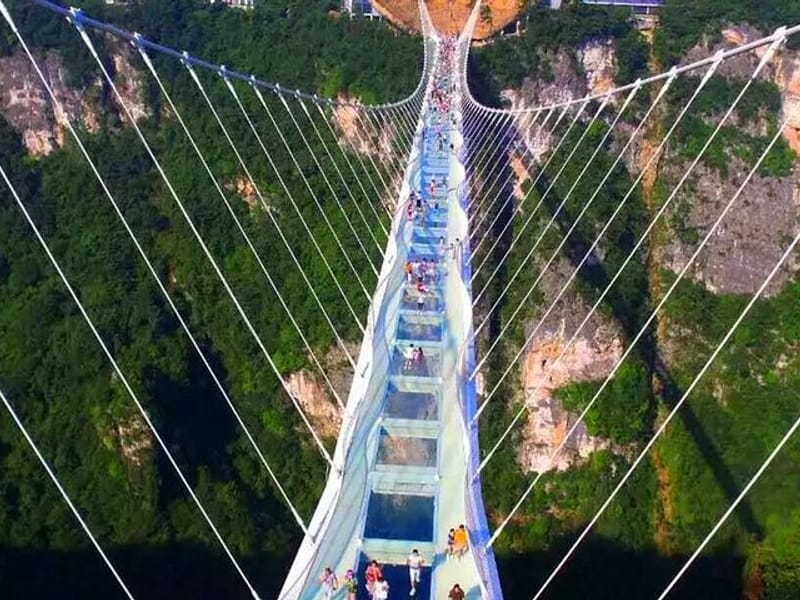 1-Day Private Tour to Glass Bridge & Yellow Dragon Cave