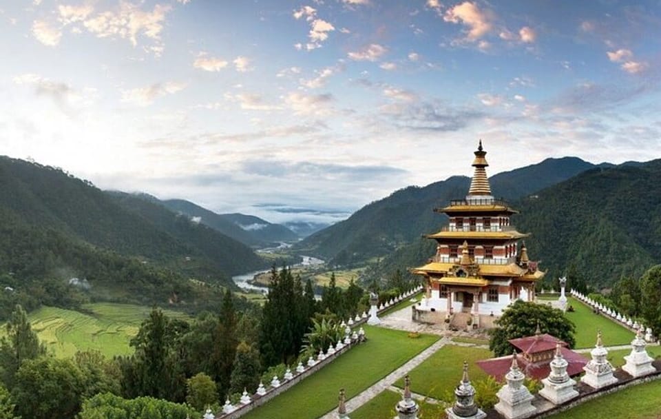10-Day Cultural and Hiking Tour of Bhutan's Paro and Jakar