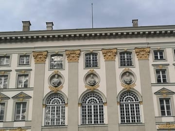 Guided Tour of Castle Nymphenburg in Munich