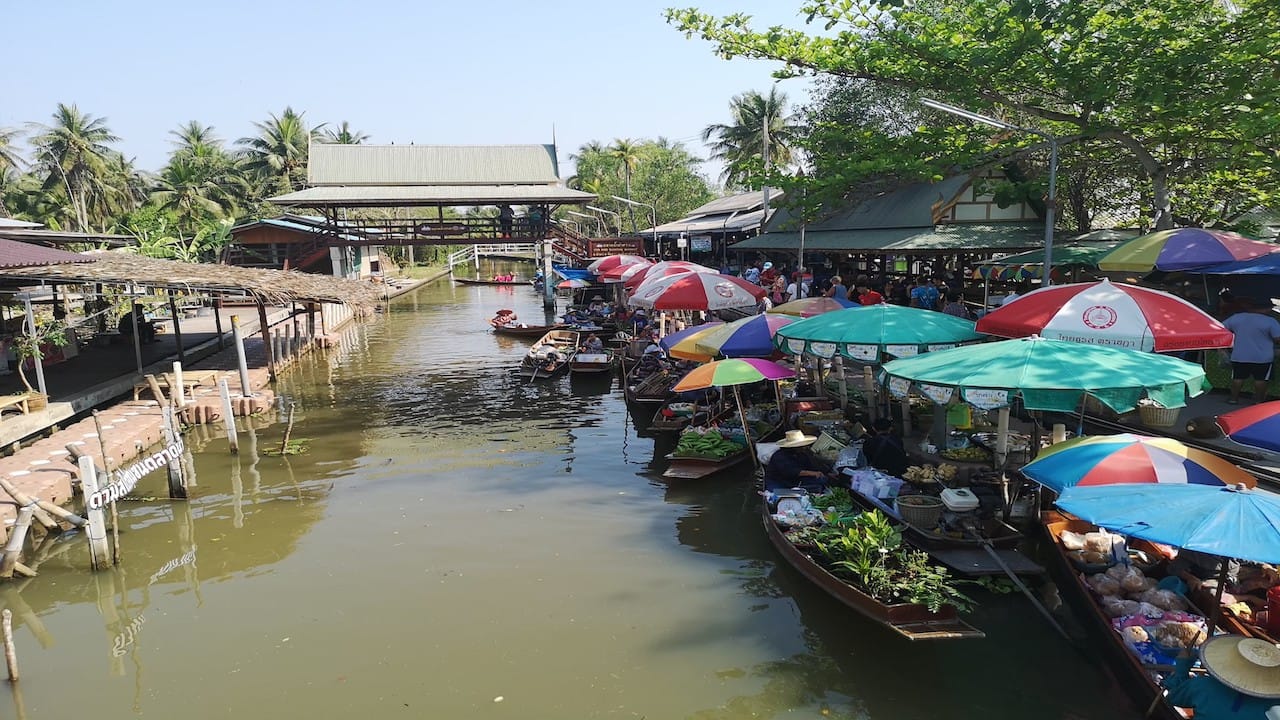 Unspoiled Outdoors-Thaka Floating Market & Erawan Falls    9