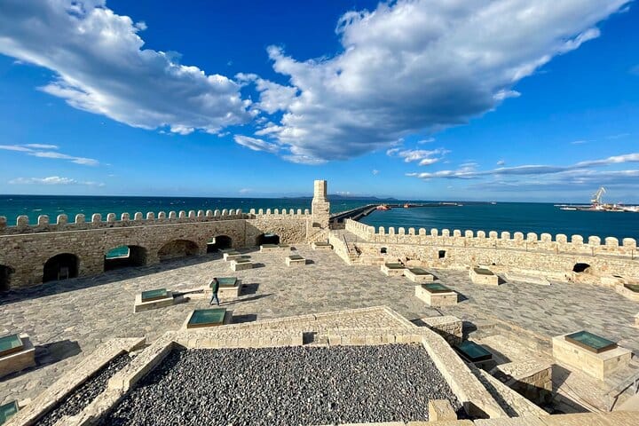 Knossos Palace & Heraklion Museum: A Private Journey into Europe’s Oldest Civilization 9