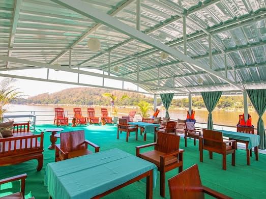 Must visit half day tour in Vientiane