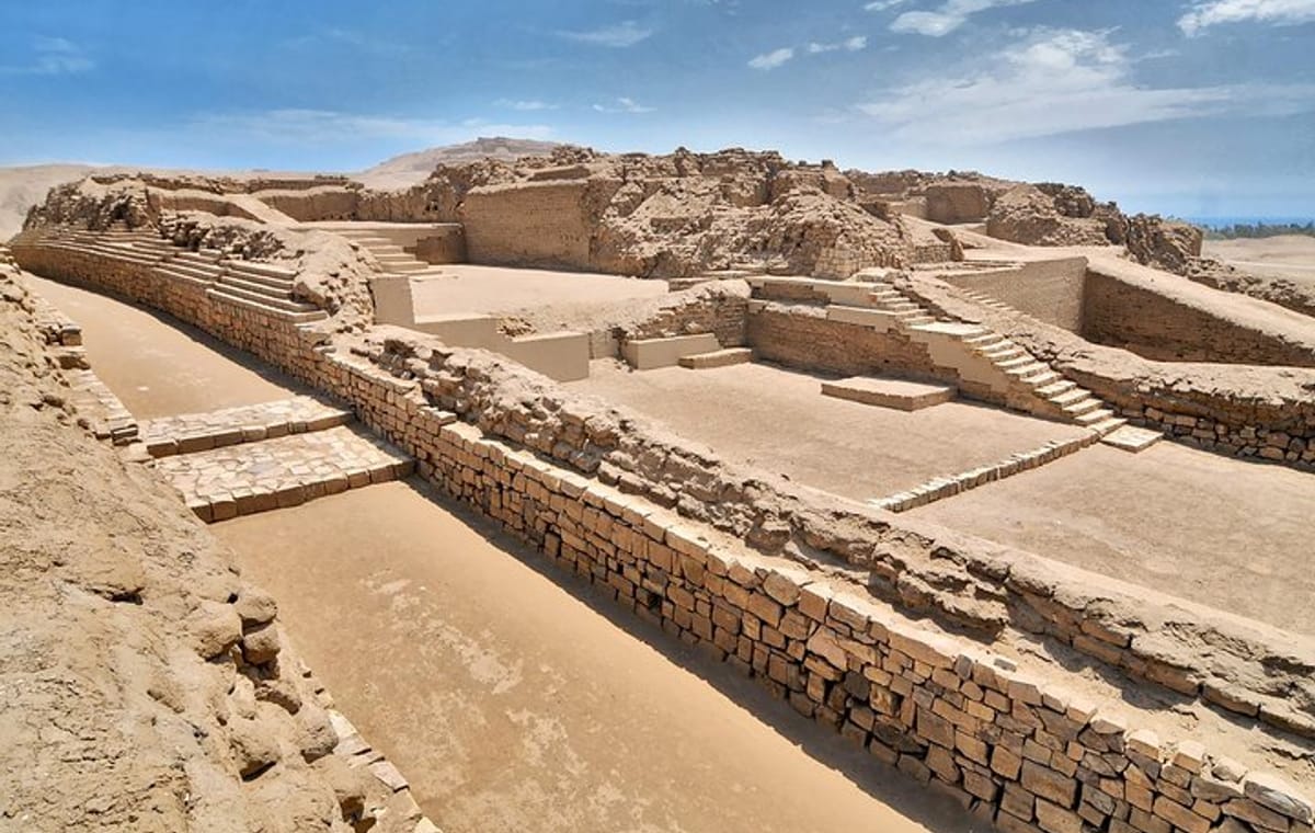 Barranco and Temple of Pachacamac Half Day Tour