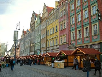 Wroclaw Christmas Market Walking Tour with Seasonal Treats