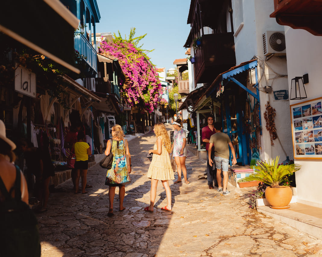 Antalya: Old Town Walking Tour incl. Turkish Tea and Baklava 4
