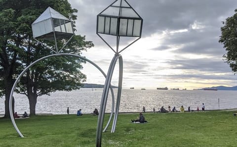 Vancouver City Tour: Explore Key Attractions in 5.5 Hours