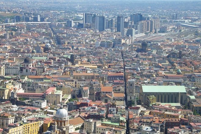 Walking Tour in the Ancient Center of Naples (4 hours)	 6