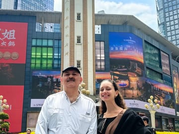 Chongqing City Private Walking Tour Experience(Spanish & English)