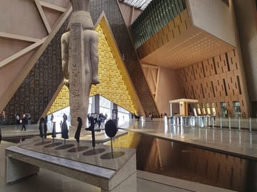 Luxor: Sound and Light Show at Karnak Temple with Transfers