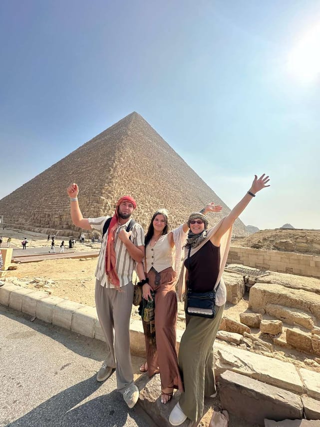 Private Giza Pyramids & Camel Ride Tour 10