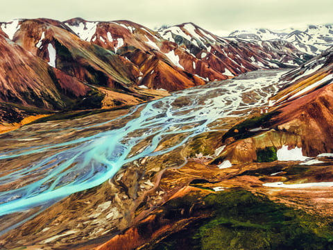 Landmannalaugar Highlands 4x4 Minibus Tour with Hot Spring Bath