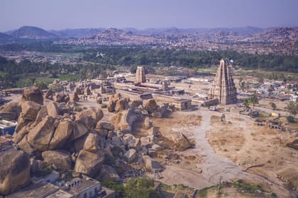 Cultural and Scenic Tour from Mumbai to Gokarna and Hampi