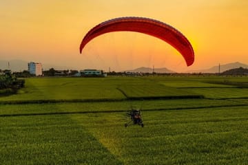 Paramotor Flying Experience Over Nha Trang's Scenic Landscapes