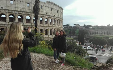 E-Bike Tour of Rome's Iconic Landmarks and Trevi Fountain